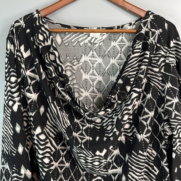 Vintage Tradition Printed Cowl Neck Top Black White Grey 3/4 Sleeves Pullover 2X - Picture 3 of 11